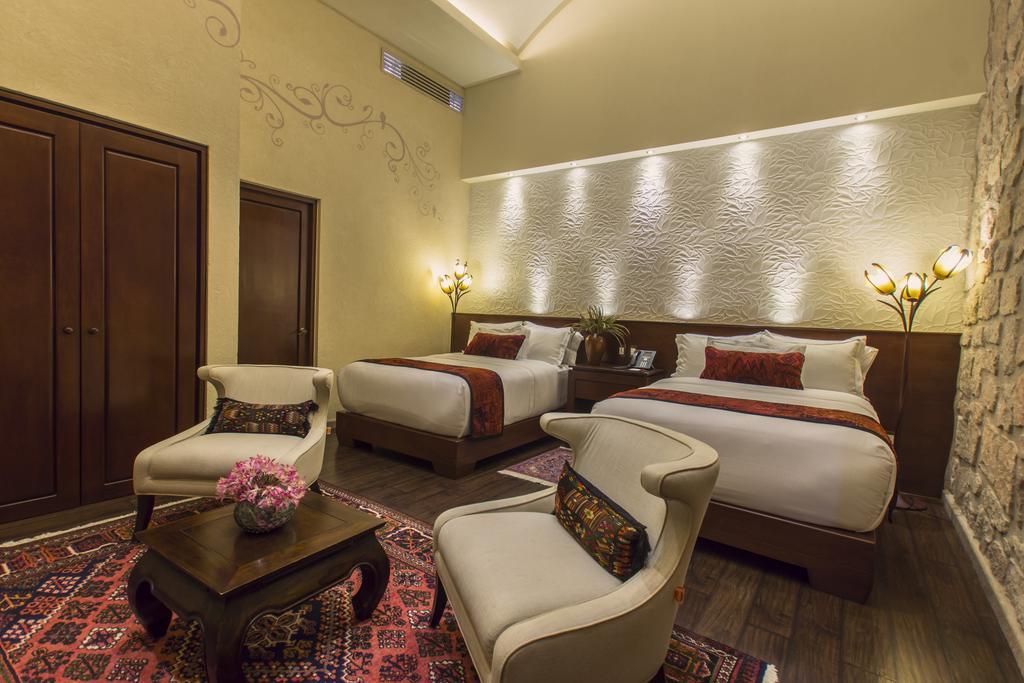 מורליה Hotel De La Soledad מראה חיצוני תמונה