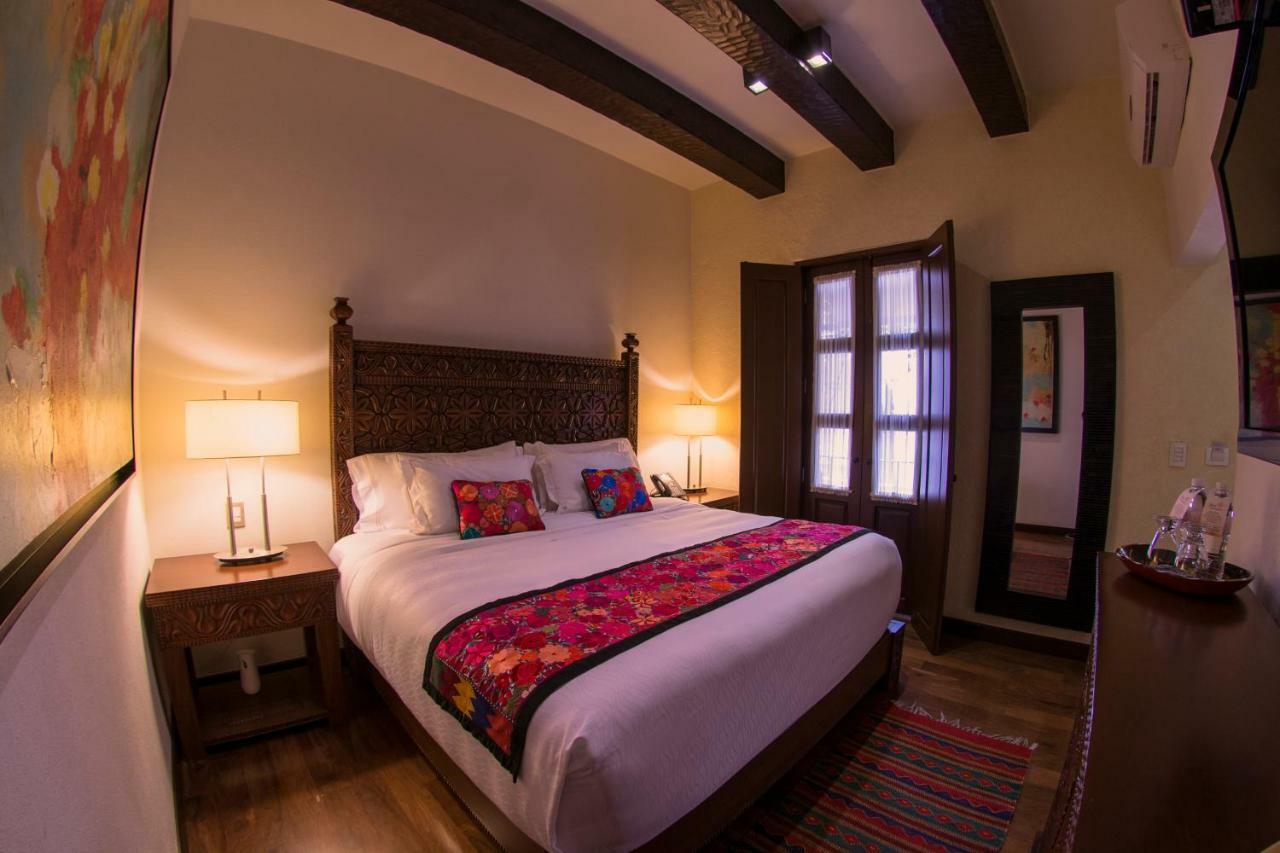 מורליה Hotel De La Soledad מראה חיצוני תמונה